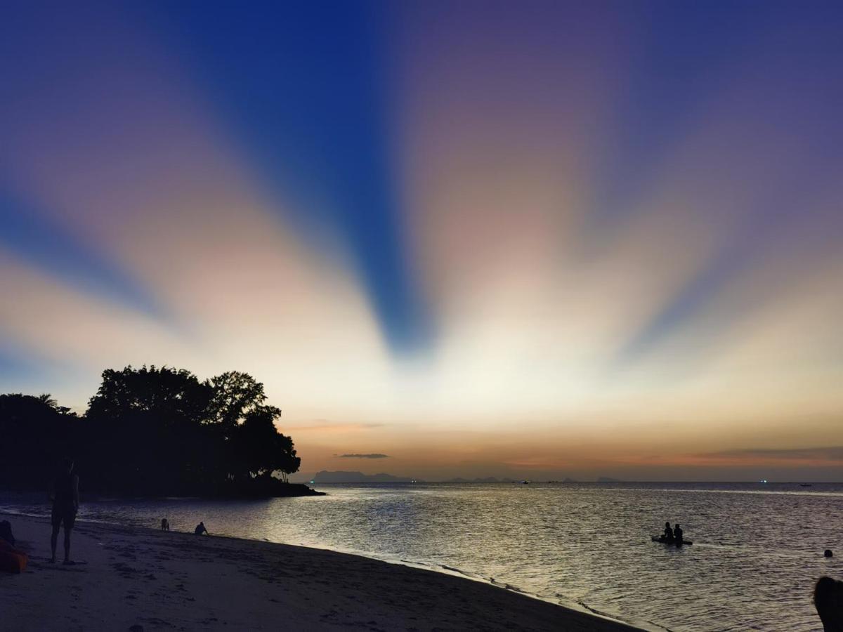Coco Sunset Beach Ban Bang Po Εξωτερικό φωτογραφία